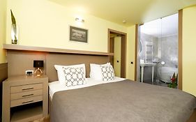 Garni Hotel Leopold I